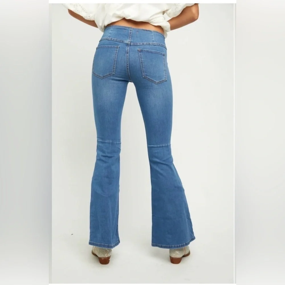 Free People Penny Pull-On Flare Jeans Light Wash High Rise Stretch